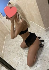 блондинка шлюхи когалым фото